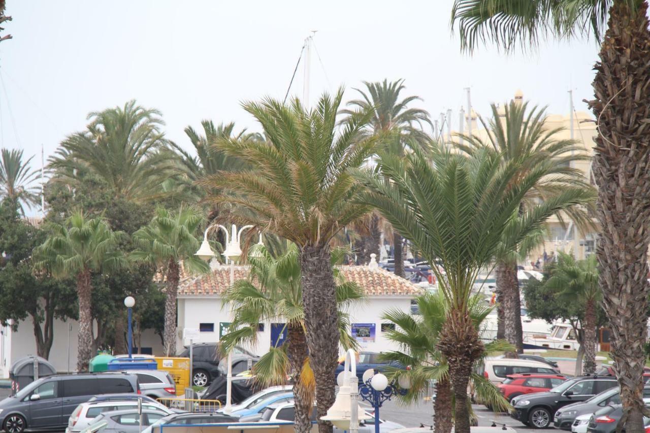 Apartamento en Puerto Marina Benalmádena Exterior foto